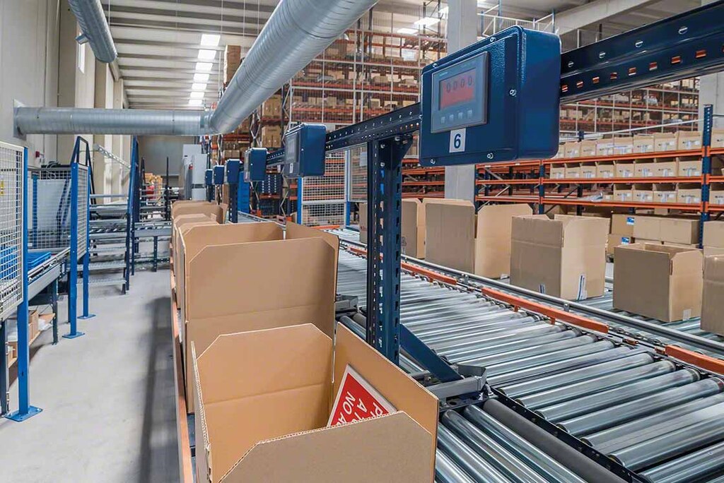 Convém padronizar a embalagem para acelerar o acondicionamento de pedidos no âmbito das tarefas de picking no e-commerce Convém padronizar a embalagem para acelerar o acondicionamento de pedidos no âmbito das tarefas de picking no e-commerce