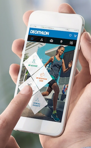 Estantes para picking no armazém de venda online da Decathlon