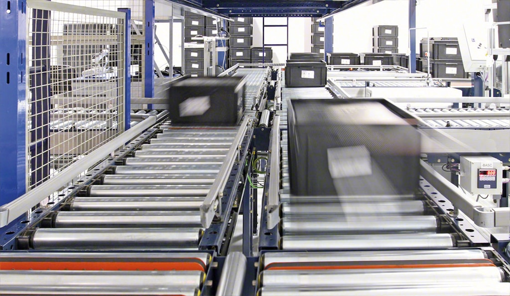 Para gerenciar produtos acabados, a multinacional Continental instalou um armazém automático para caixas