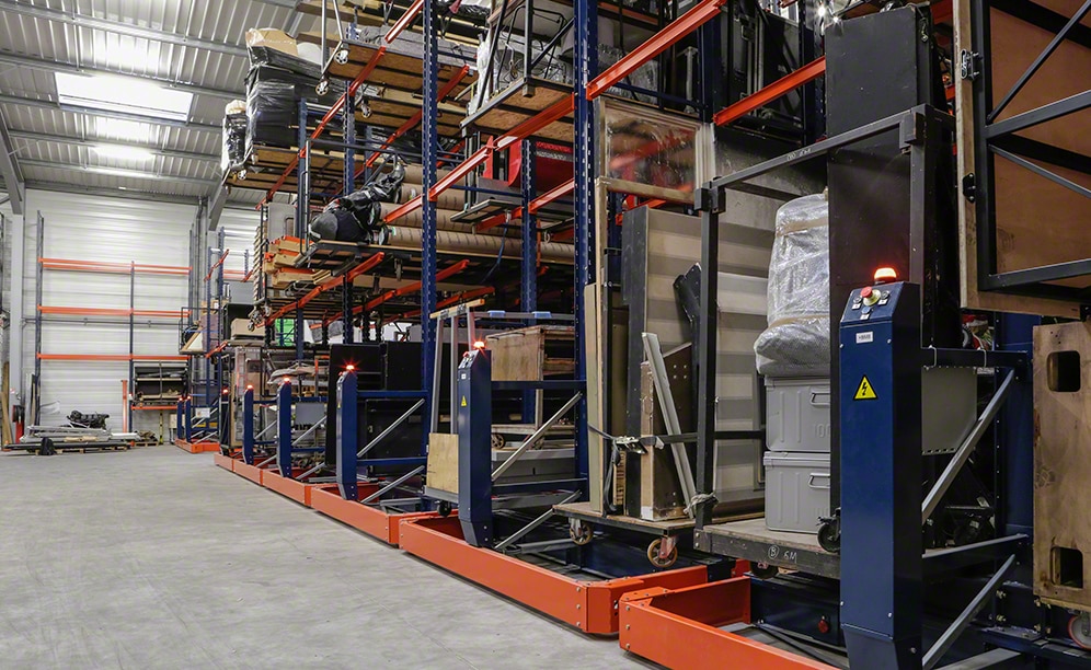Armazém da Artys na França para gerenciar equipamentos de áudio Armazém da Artys na França para gerenciar equipamentos de áudio