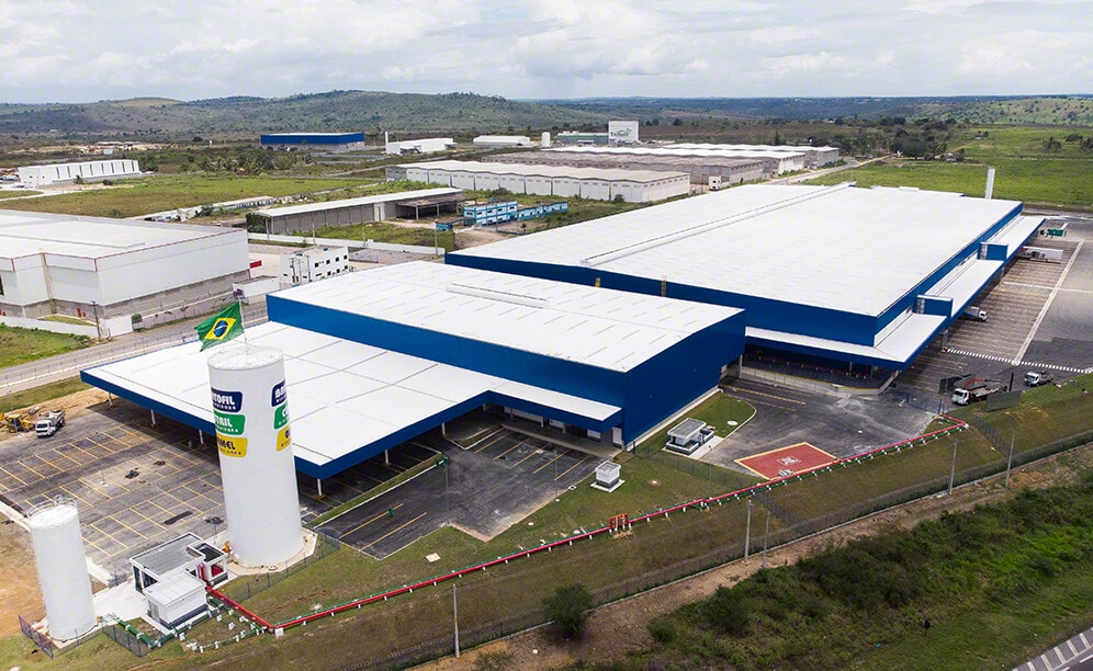 O novo armazém do atacadista Bartofil Distribuidora no Brasil O novo armazém do atacadista Bartofil Distribuidora no Brasil