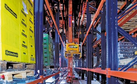 Mecalux aumenta a capacidade de armazenamento de uma empresa de distribuição com a instalação de um armazém automático autoportante Mecalux aumenta a capacidade de armazenamento de uma empresa de distribuição com a instalação de um armazém automático autoportante