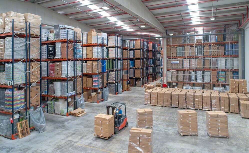 As quatro soluções de armazenamento oferecem capacidade para 23.480 paletes