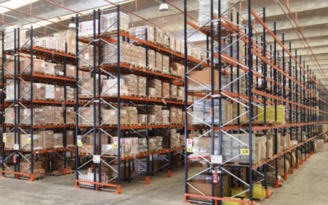 Cálculos sísmicos para estantes na Europa