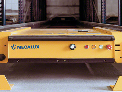 Sistema Pallet Shuttle no armazém di transformador de plástico Sp Berner