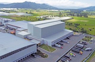 Logística de armazenagem é a disciplina que otimiza a operação das instalações de armazenamento Logística de armazenagem é a disciplina que otimiza a operação das instalações de armazenamento