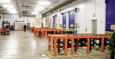Doca com plataforma intermediária em câmara frigorífica
