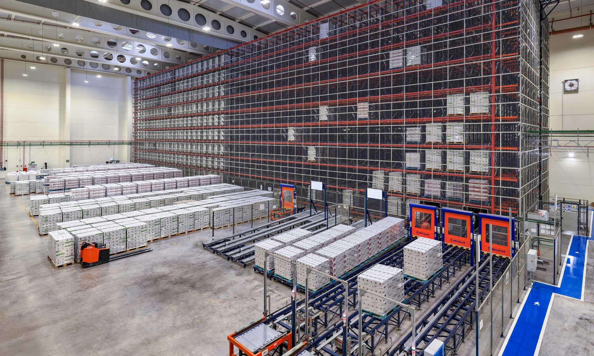 Pallet Shuttle Automático no armazém de Herba Ricemills (Ebro Foods)
