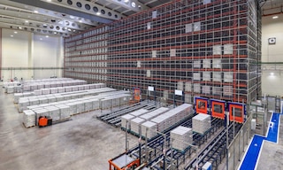 Pallet Shuttle Automático no armazém de Herba Ricemills (Ebro Foods)