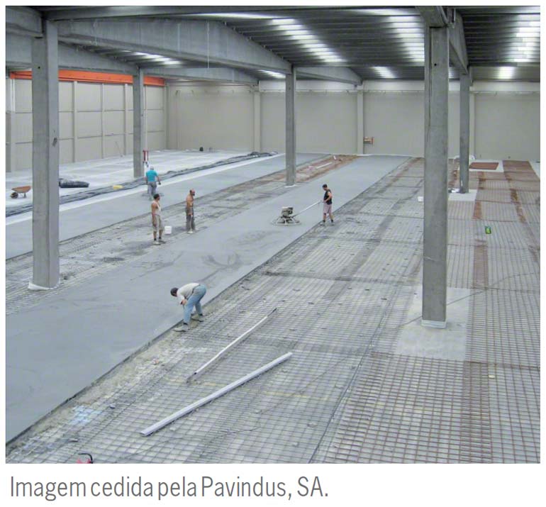 Extendido pavimento_precisión rectilinealidad nivelación depende bastidor use-br_BR