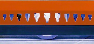 As seis rodas dos robôs móveis autônomos proporcionam estabilidade aos seus movimentos