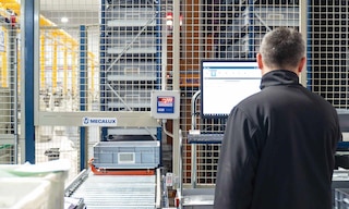 Balanças industriais e WMS no armazém