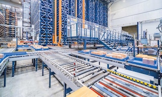 A cadeia de suprimentos abrange todas as etapas do processo produtivo e logístico