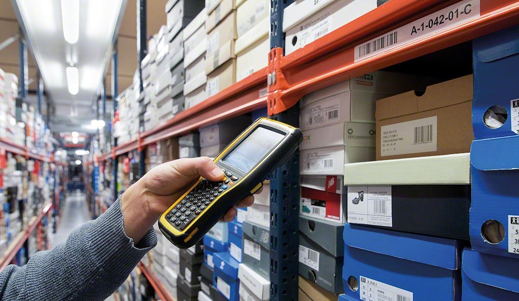 O dígito verificador que indica se o EAN 13 está correto situa-se na última posição