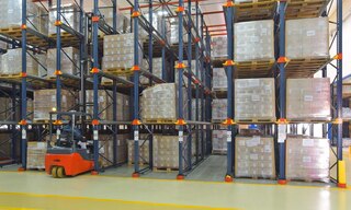 O honeycombing warehouse em armazéns: o que é e como reduzi-lo