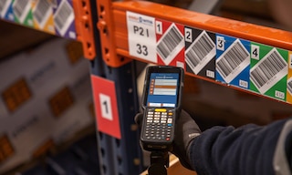 Os equipamentos robustos garantem uma operação contínua e eficiente nos armazéns