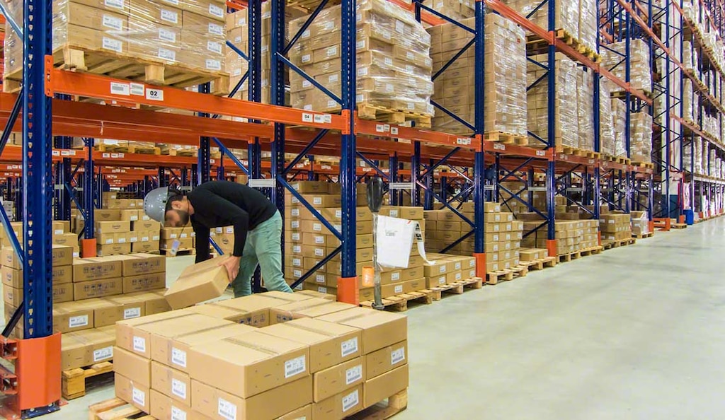 O estoque ativo agrupa os produtos que são preparados e expedidos de forma contínua