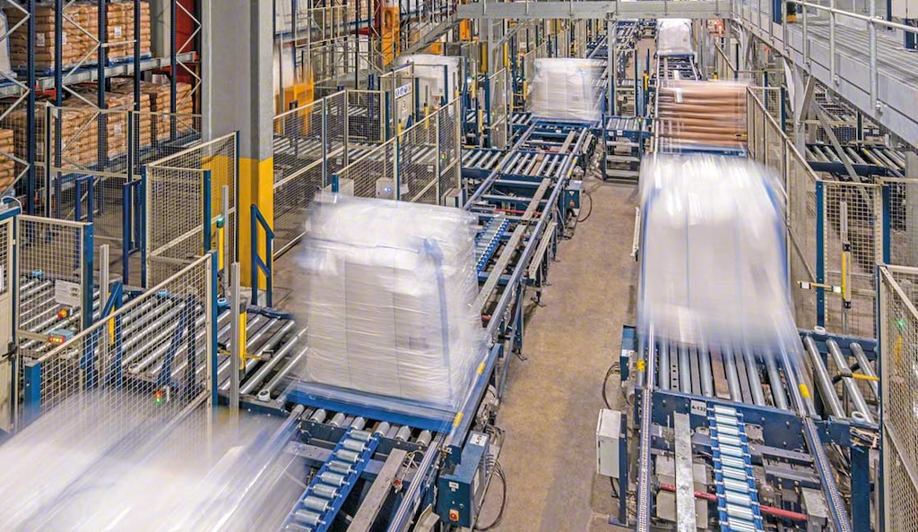 Os transportadores dinamizam o funcionamento da logística de alimentos da British Sugar