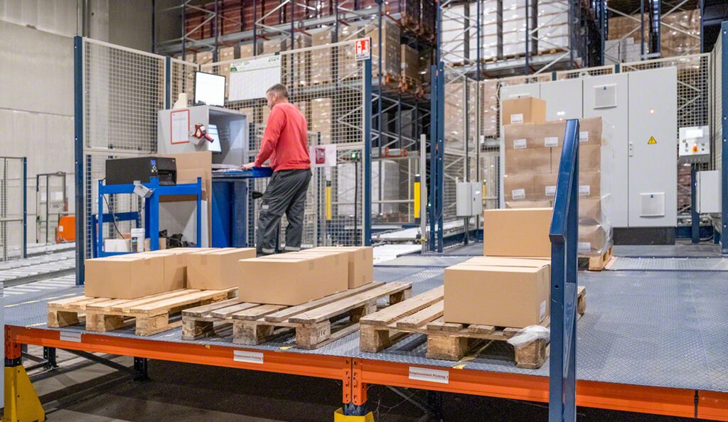 O Easy WMS otimiza os processos e recursos do armazém e maximiza a rentabilidade