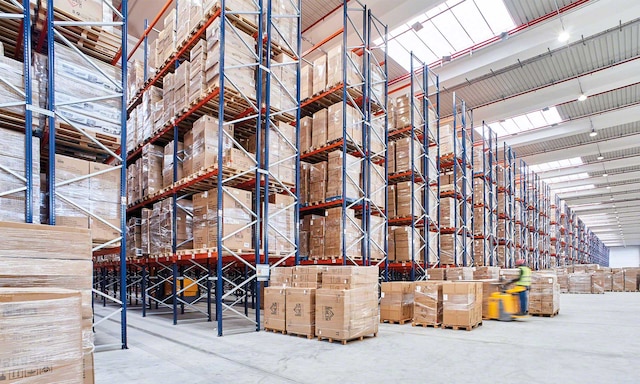 Armazém e-commerce de Aosom em Belgioioso (Itália)