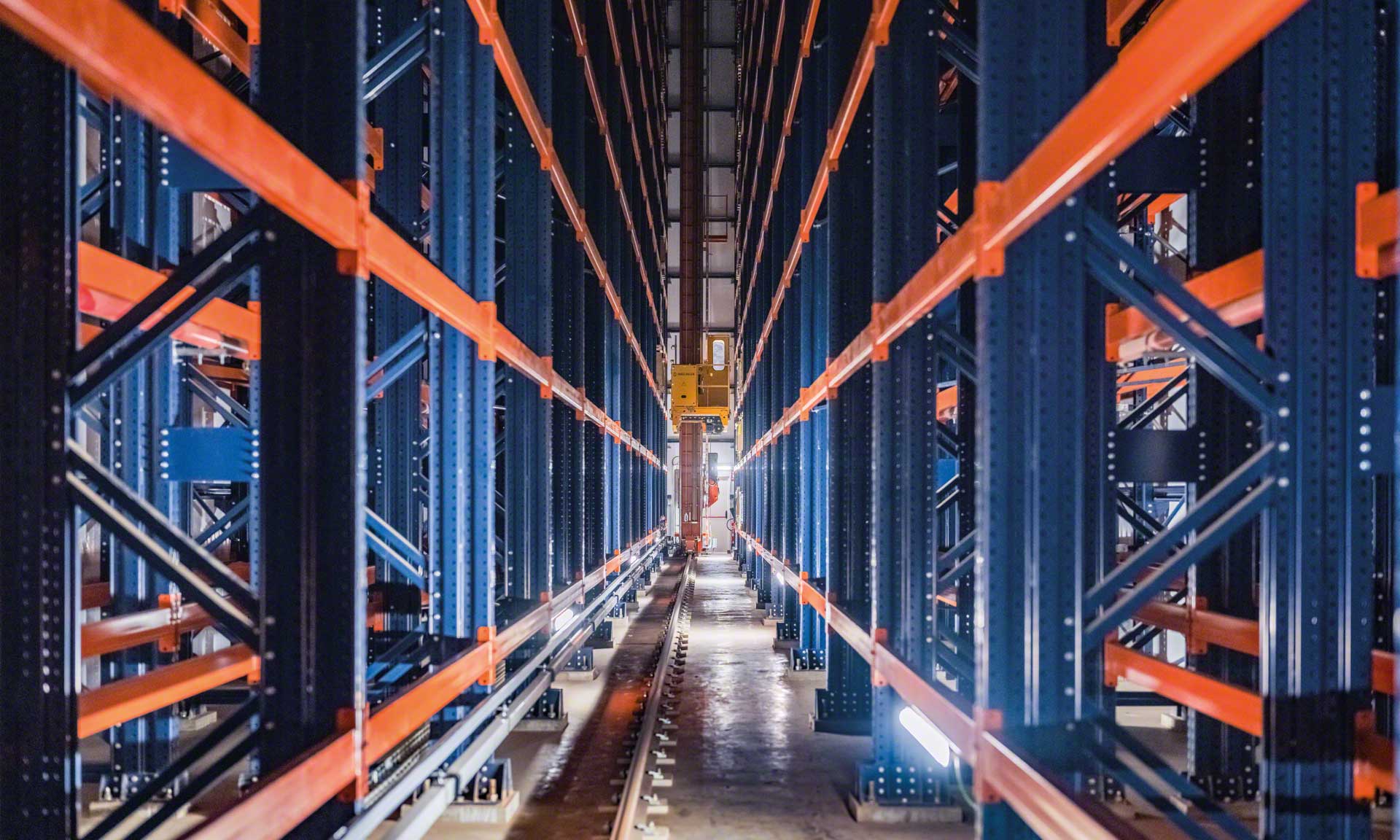 IMEFY ganha agilidade na fabricação de transformadores com armazém automático autoportante IMEFY ganha agilidade na fabricação de transformadores com armazém automático autoportante