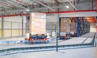 Armazém automático chave na mão para acompanhar o crescimento da produção de Unilever na Europa
