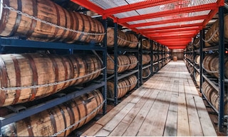 Ingram Whiskey River Aged otimizou o armazenamento com as estantes Interlake Mecalux