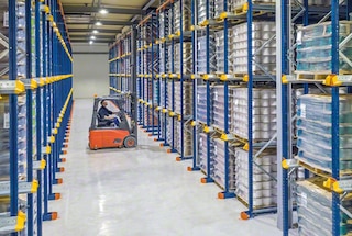 A principal vantagem das estruturas compactas é a otimização do espaço A principal vantagem das estruturas compactas é a otimização do espaço