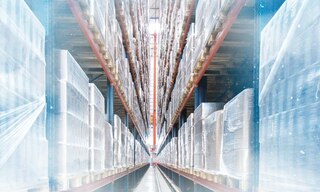 Armazém automático e antissísmico Eurofrigo para gerenciamento de produtos congelados Armazém automático e antissísmico Eurofrigo para gerenciamento de produtos congelados