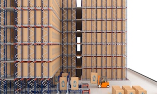 O Pallet Shuttle Automático 3D otimiza o espaço para aumentar a capacidade