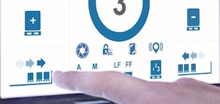 A função Compactação permite agrupar os paletes no início ou final do canal