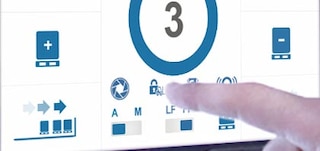 O sistema de bloqueio aumenta a fixação do carro nos garfos