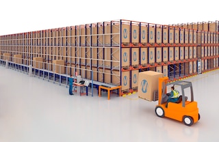 O sistema Pallet Shuttle pode ser completado com soluções automáticas, tal como um circuito de transportadores para paletes