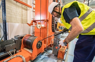 O suporte técnico da Mecalux ajuda a reduzir o tempo de inatividade do armazém