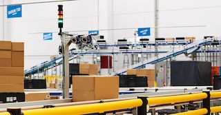 A estratégia omnicanal deve integrar todos os canais para que o cliente fique satisfeito A estratégia omnicanal deve integrar todos os canais para que o cliente fique satisfeito